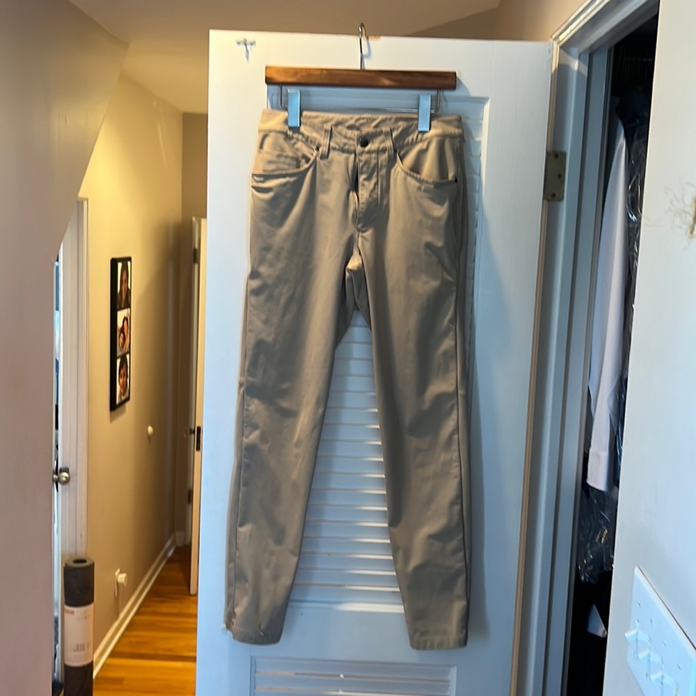 Lulu ABC 5 Pocket Slim Fit pants that were outgrown. .